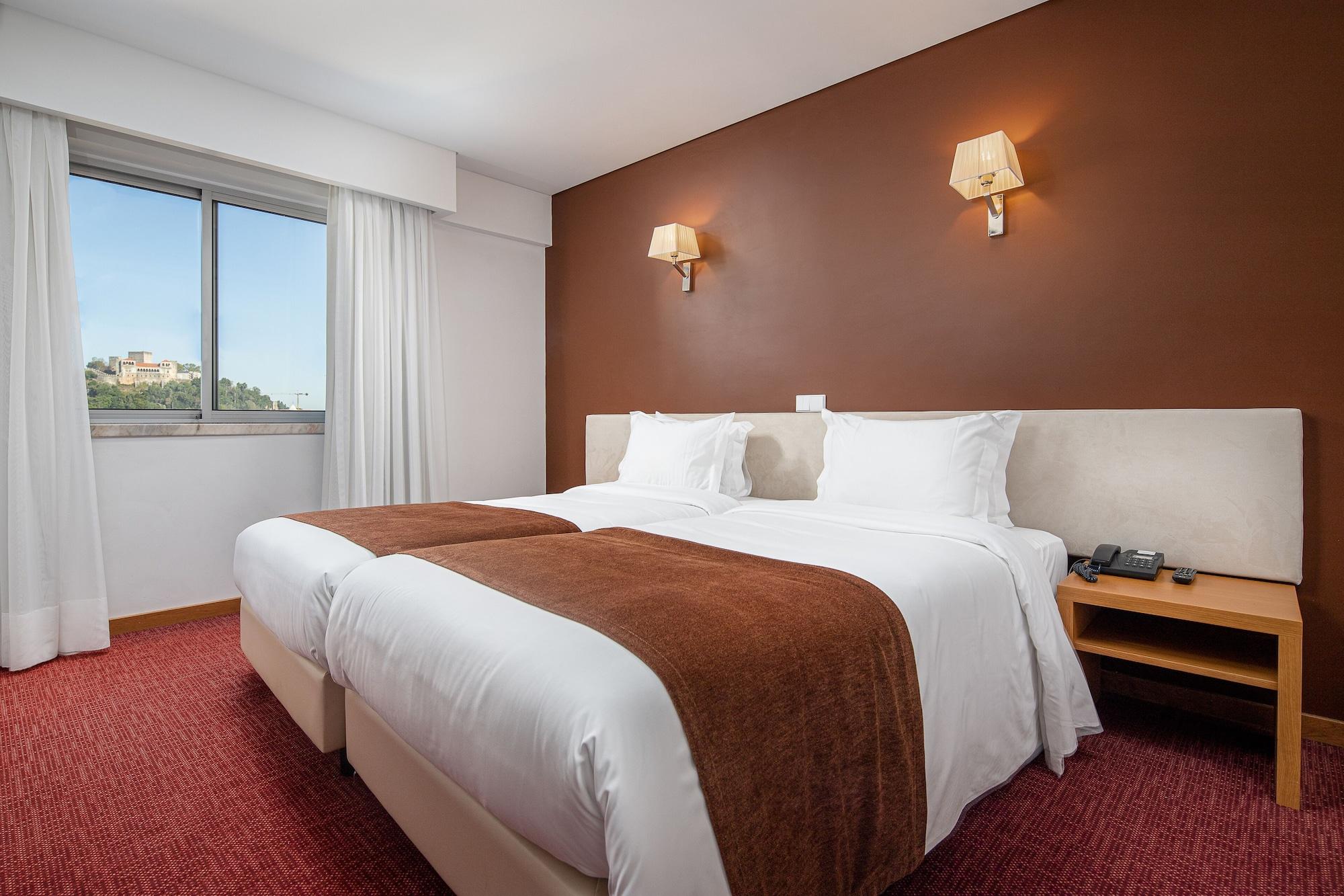 Hotel Sao Luis Leiria Luaran gambar